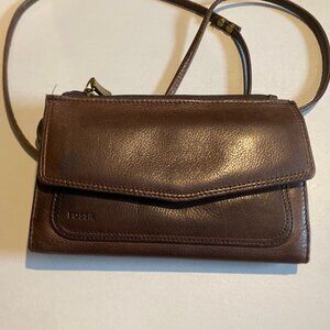 Fossil • Vintage Brown Leather Crossbody trifold Wallet Bag with shoulder strap